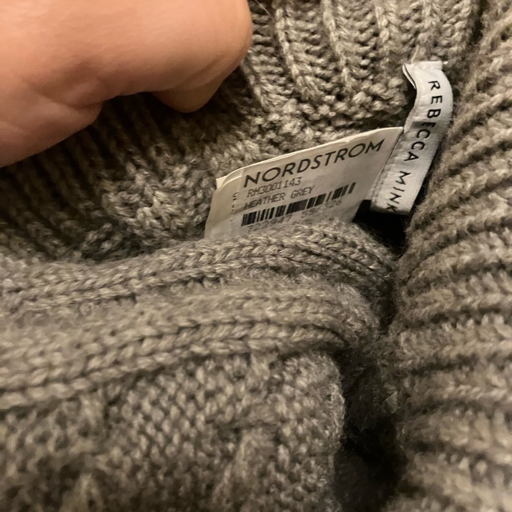 New RM Ribbed Knit hat - Picture 6 of 7